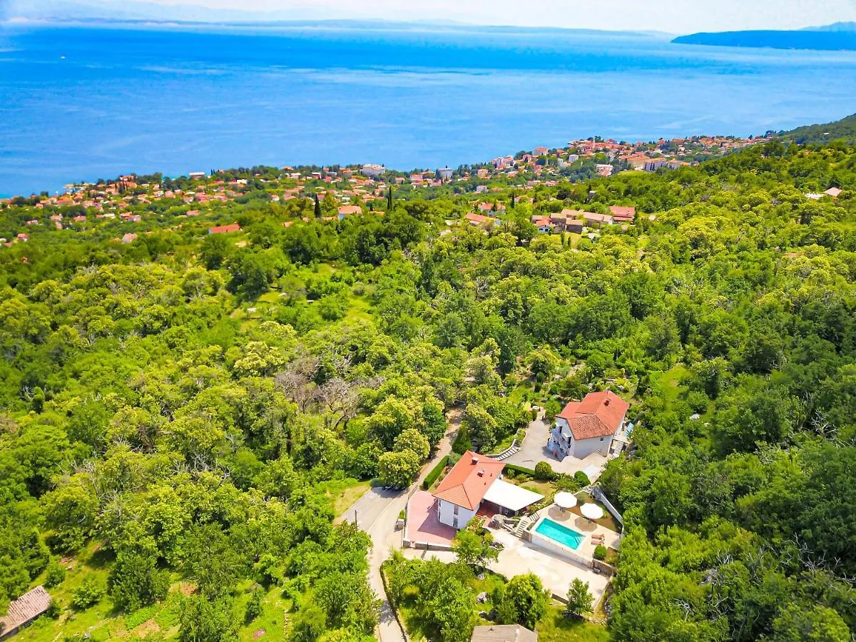 Apartment Apt - Villa Sambije With Swimming Pool, Dobrec - Opatija