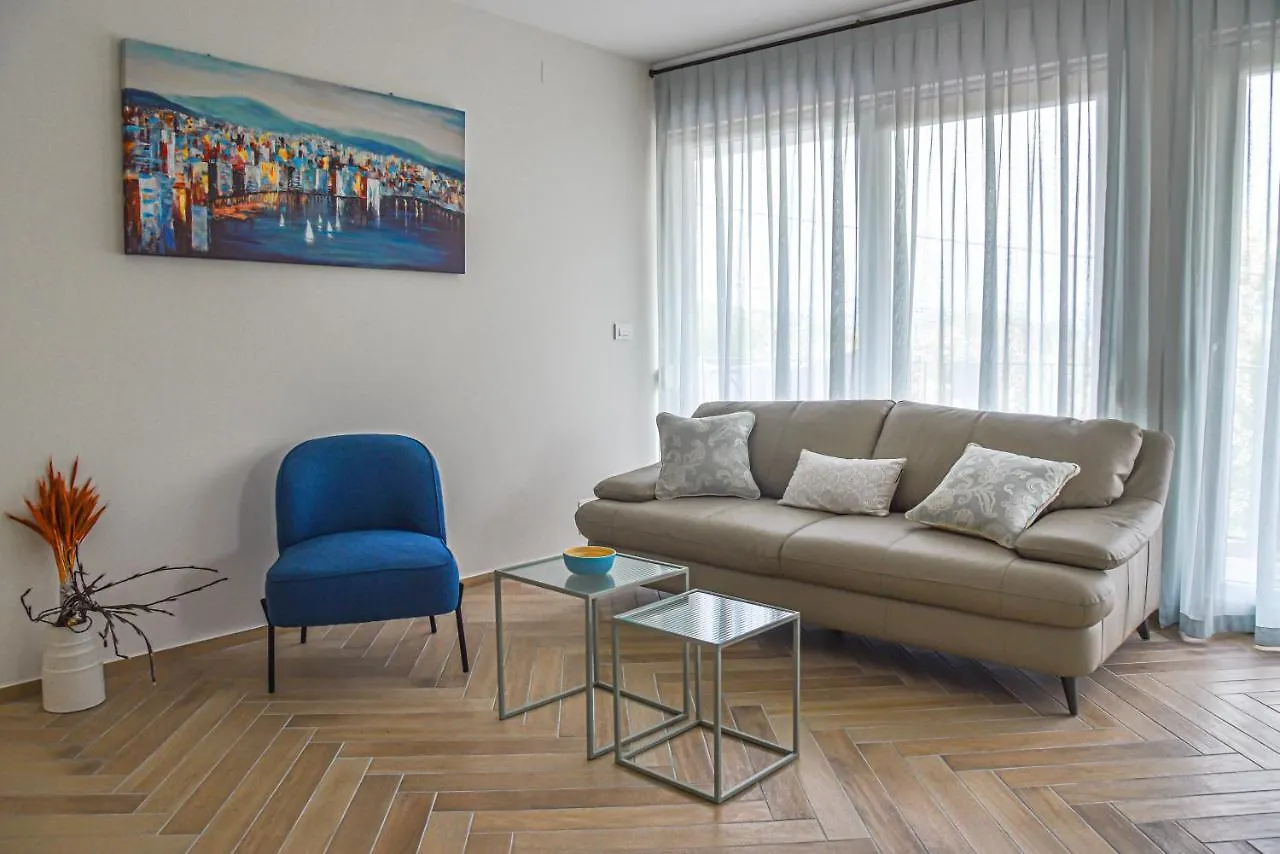 Apartment Apt - Villa Sambije With Swimming Pool, Dobrec - Opatija