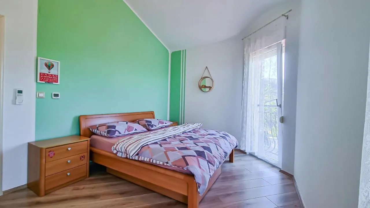 Apartment Apt - Villa Sambije With Swimming Pool, Dobrec - Opatija